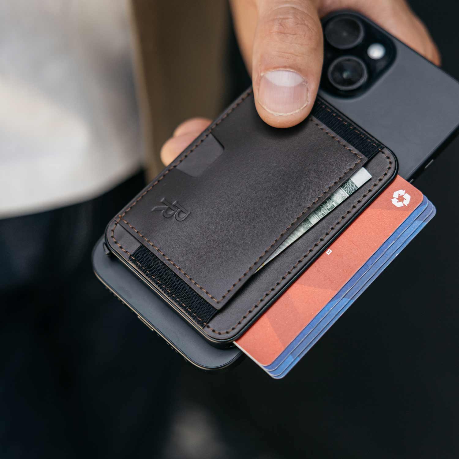 Winslow Cardholder | Magsafe® Compatible - Saddle