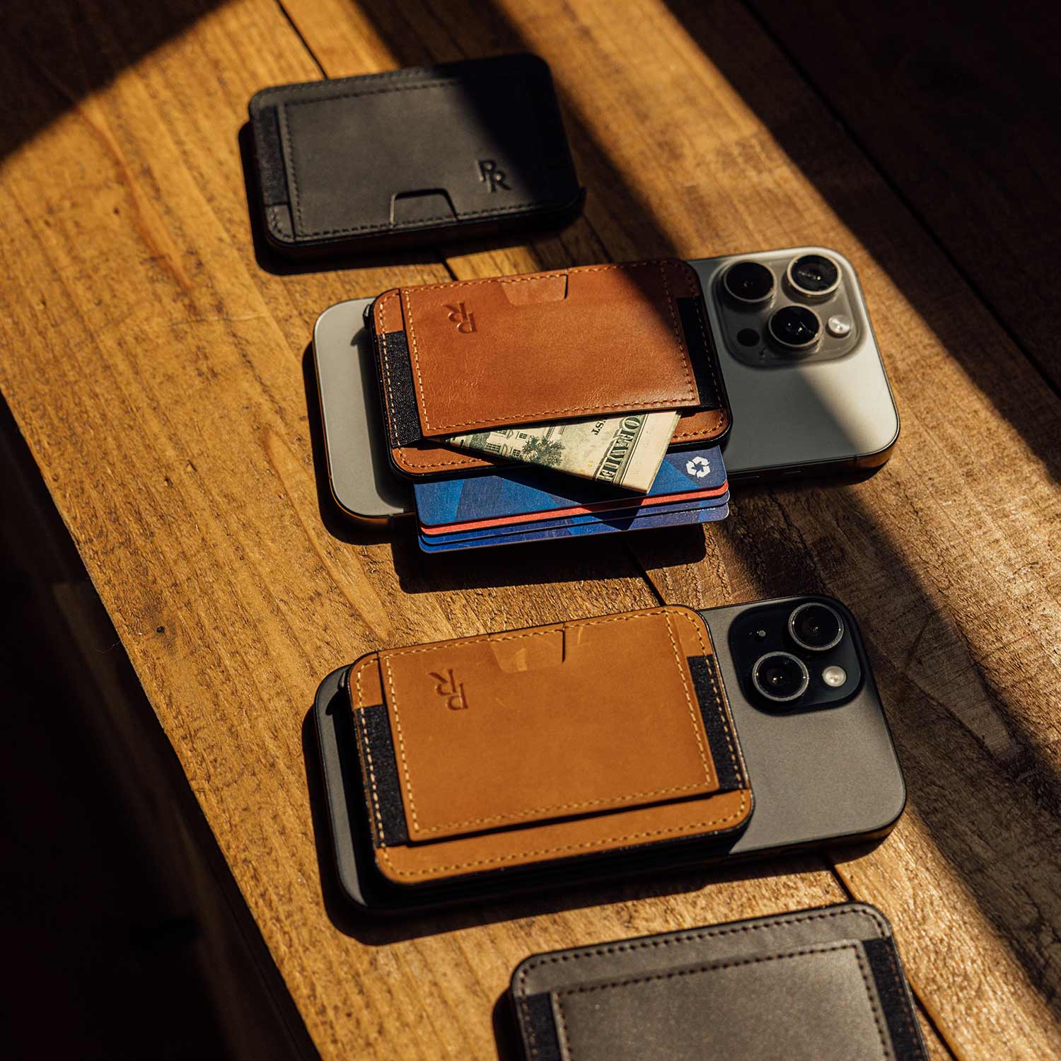 Winslow Cardholder | Magsafe® Compatible - Saddle